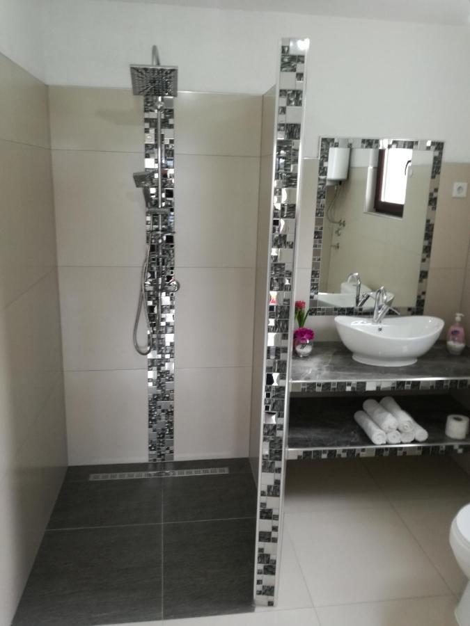 Apartmani Natura Sanski Most Екстер'єр фото