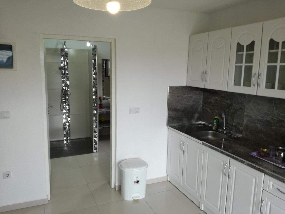 Apartmani Natura Sanski Most Екстер'єр фото